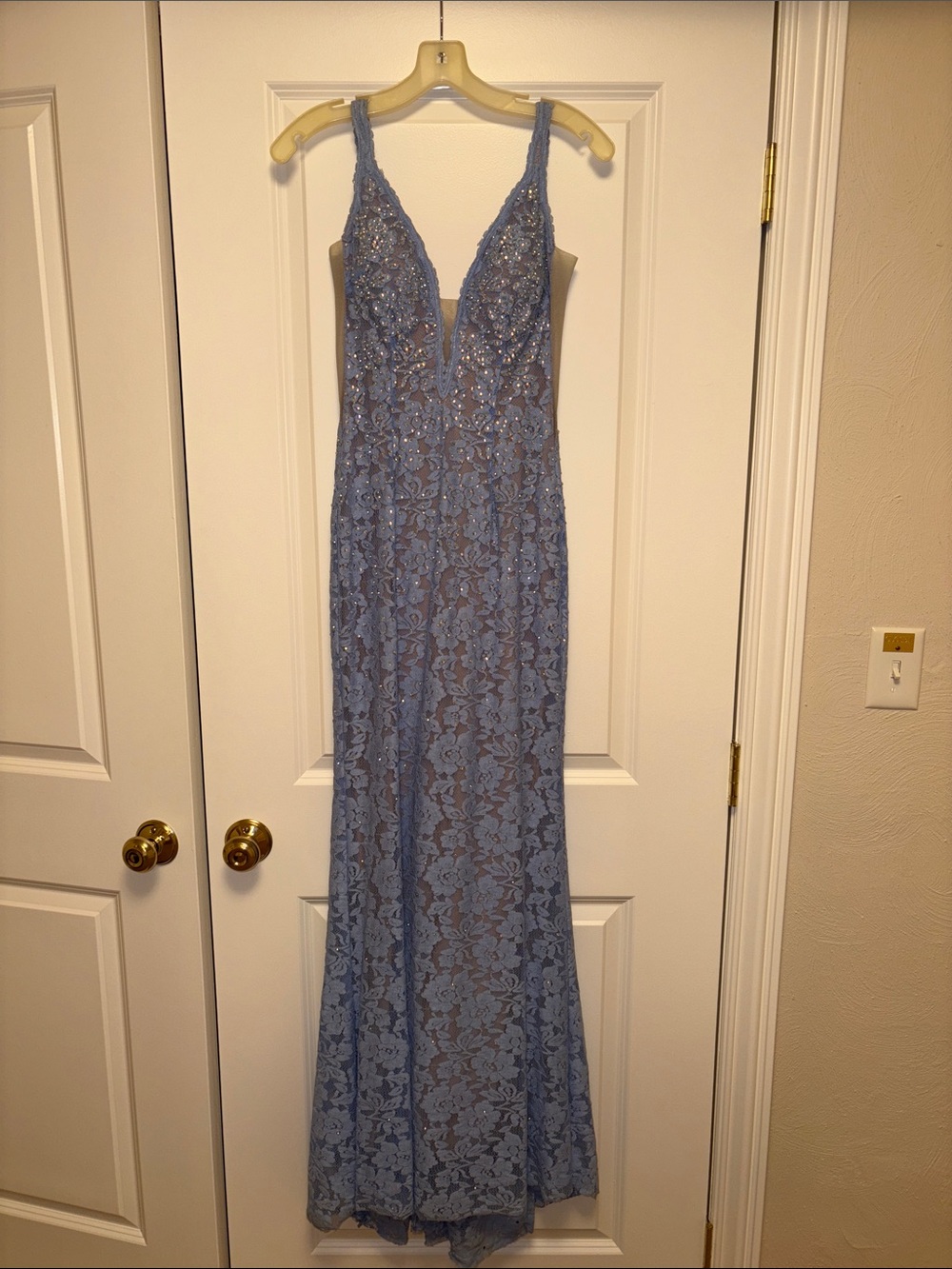 Jovani Elegant Blue Lace Prom Dress Rhinestone Deep V Neck Size 0
